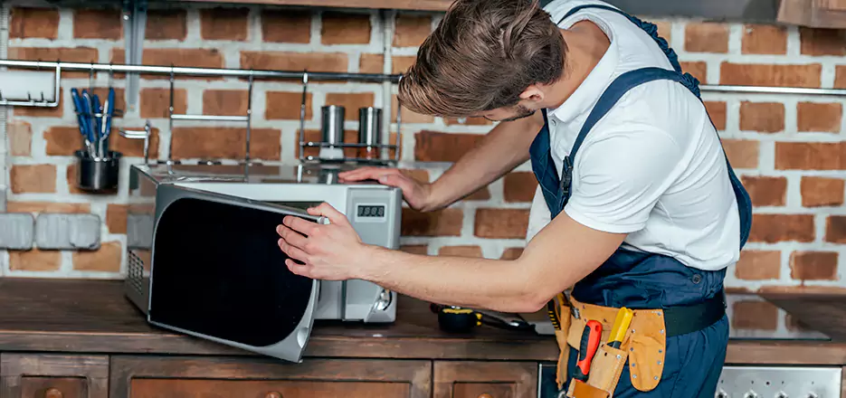 In-Home Microwave Repair in Mooresville