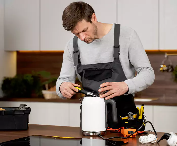 Skilled Blender Technicians: Your Small Appliance Repair Experts for Mooresville, NC