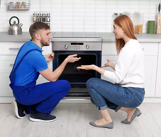 Why Mooresville Kitchens Trust on Appliance Repair Mooresville for Every Oven Fix?